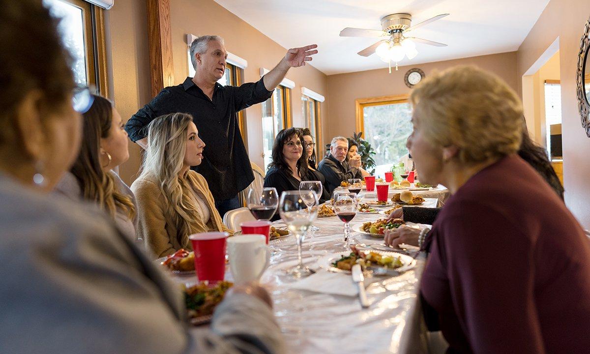 An extended family at the table.